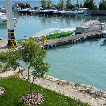 Sirmio - Darsena Sirmione