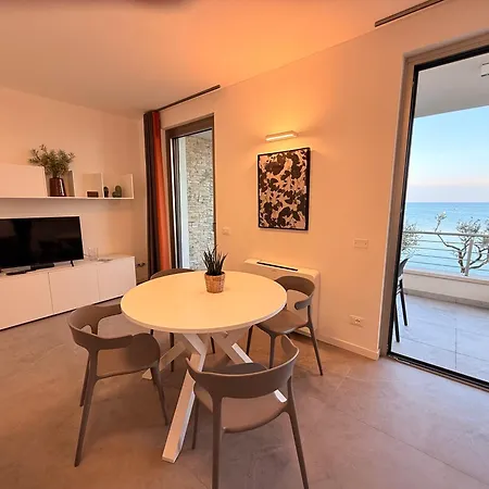 Sirmio - Darsena Apartmán Sirmione
